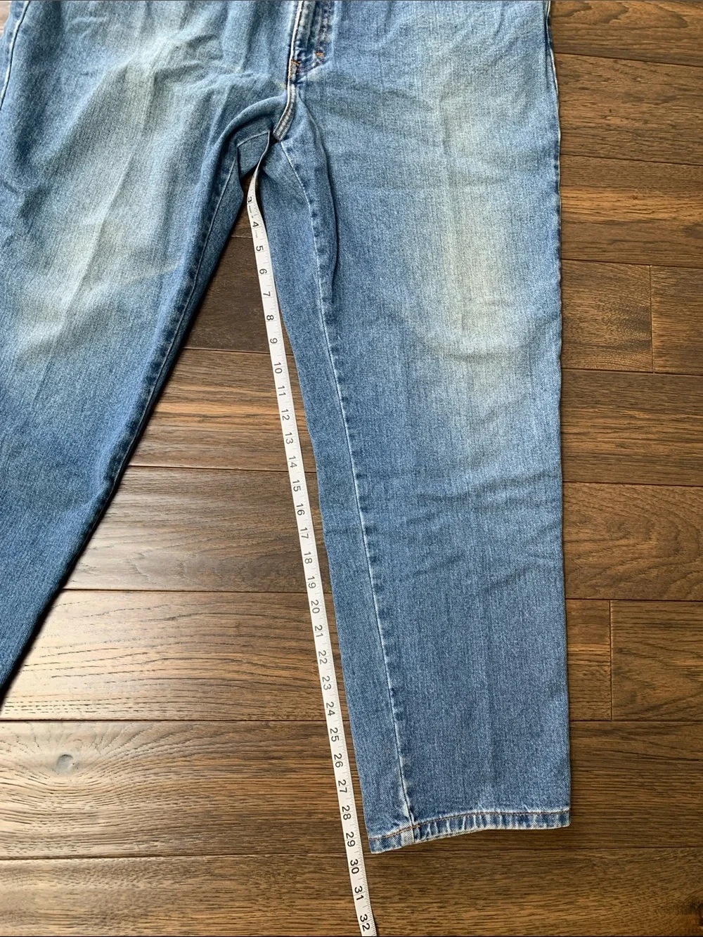 Eddie Bauer Faded Blue Relaxed Men's Jeans. Pre-Owned. Size:40x30.